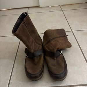 Merrell Black Textured Sole